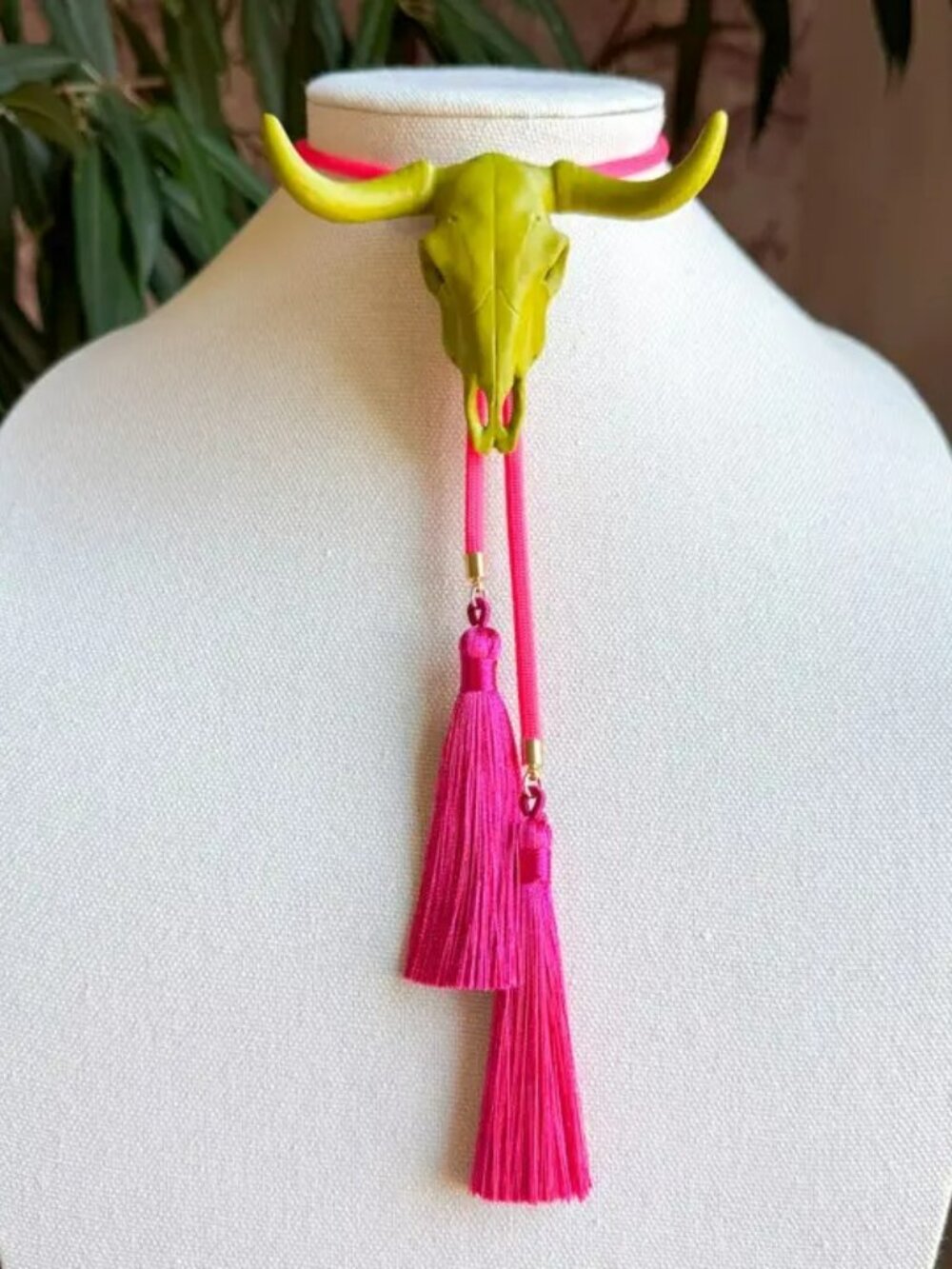 Longhorn Bolo Olive Green with Neon Pink & Fuchsia NEW